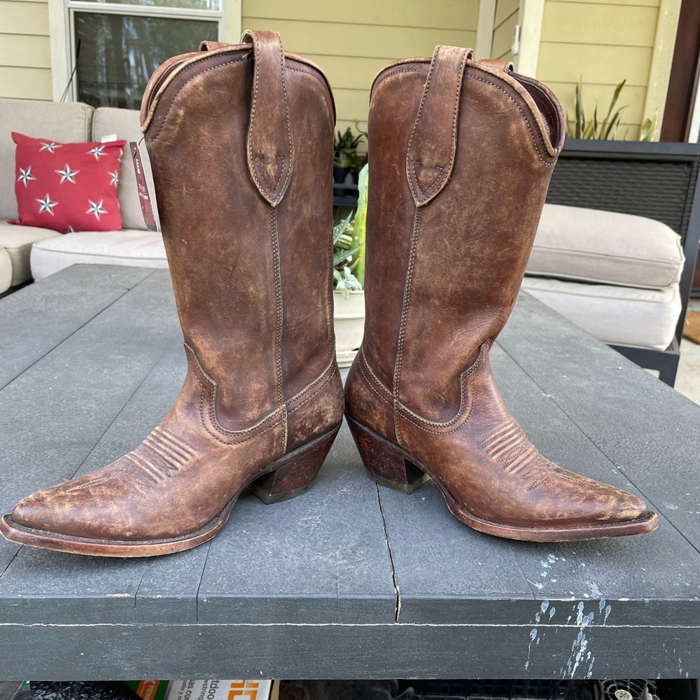 Ariat Josefina cowgirl boots 7.5